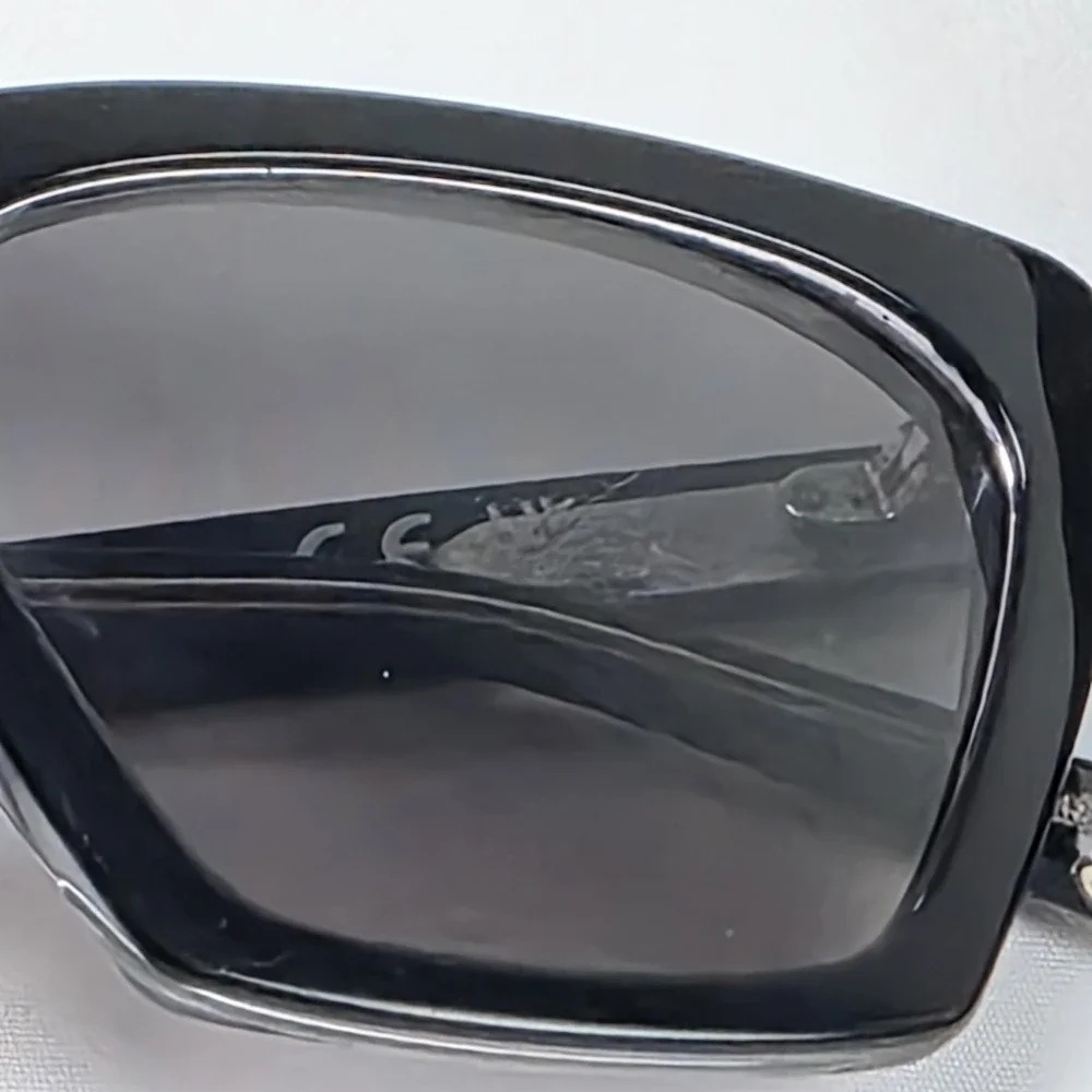 Maui Jim Kini Kini Sunglasses Womens 54-20-145 Gray Cat Eye MJ 849-02K